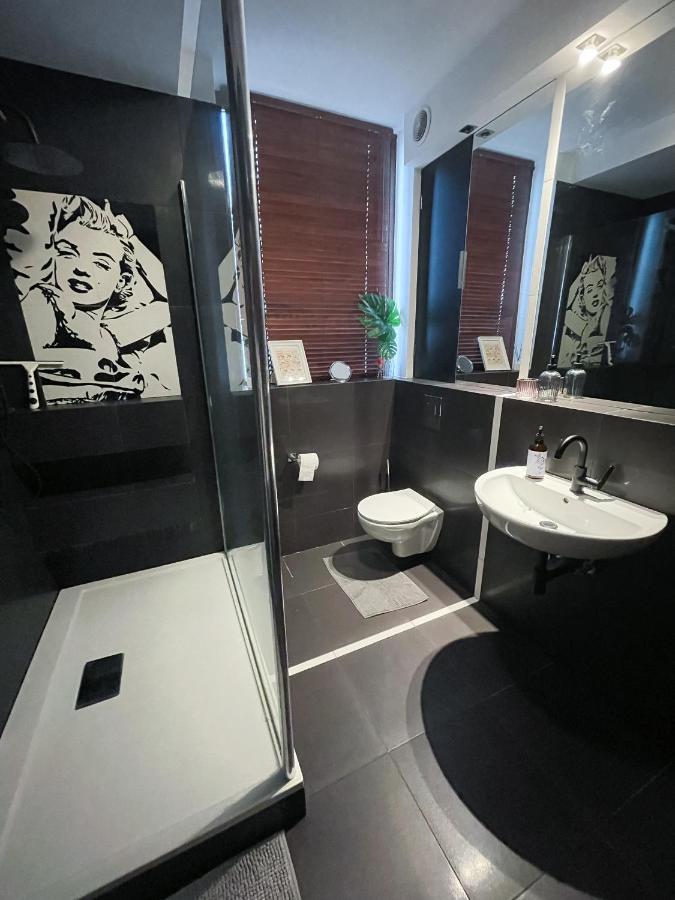 Przestronny W Centrum Poznania - Stare Apartment *